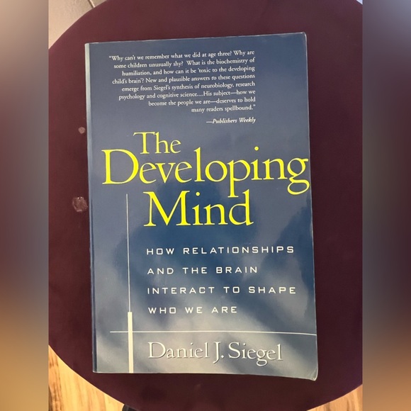 Other - The developing mind Daniel Siegel